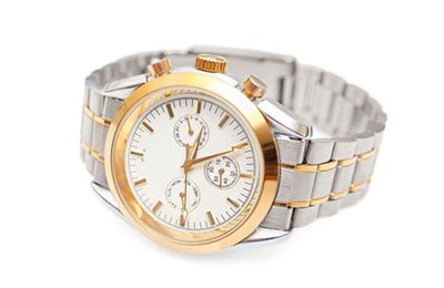 Wrist watch coated with AURUNA<sup>®</sup> 311.